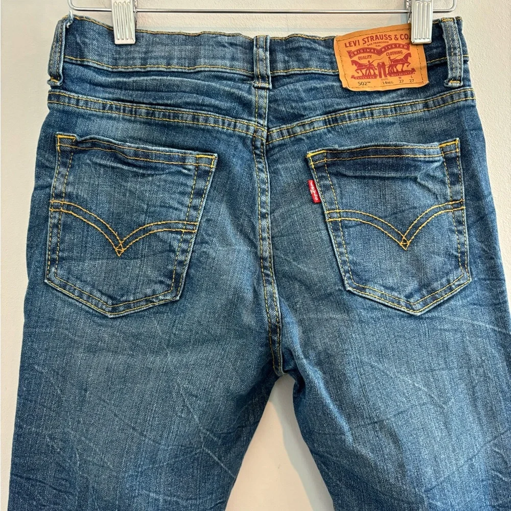 Levi’s 502 Regular Taper Medium Wash Boy’s Size 14 Jeans
